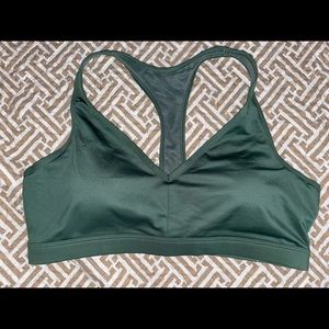 Victoria’s Secret Sports Bra Size LARGE- New Condition
